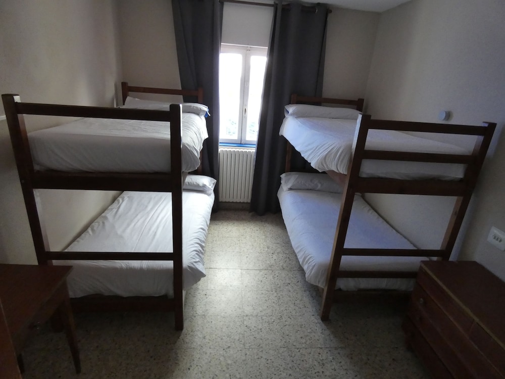 Shared Dormitory, Non Smoking (4 Beds)