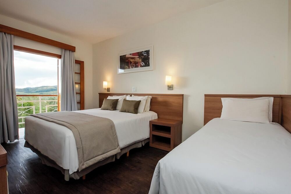 Deluxe Twin Room photo 2