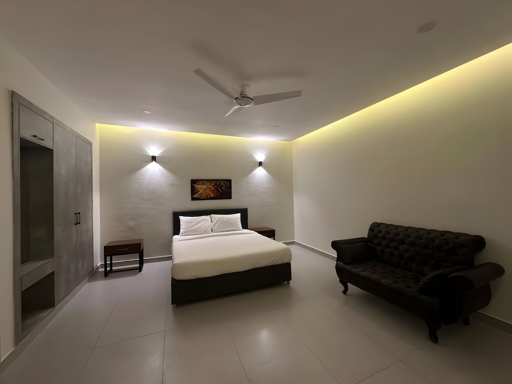 Deluxe Double Room, City View
