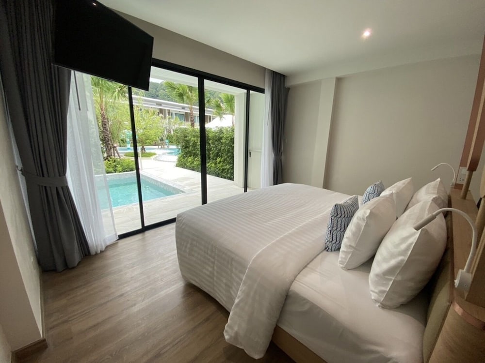 Studio, 2 Bedrooms, Private Pool - Photo 3