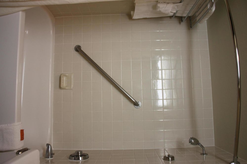 Deluxe Suite, 2 Double Beds, Non Smoking - Photo 2