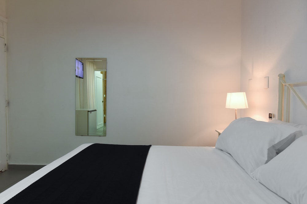 Deluxe Double Room, 1 Double Bed photo 3