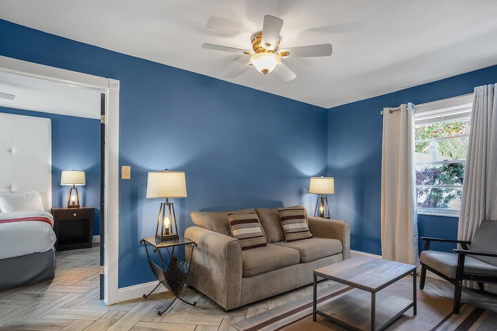 Suite, 1 Bedroom (Apartment in separate building) photo 3