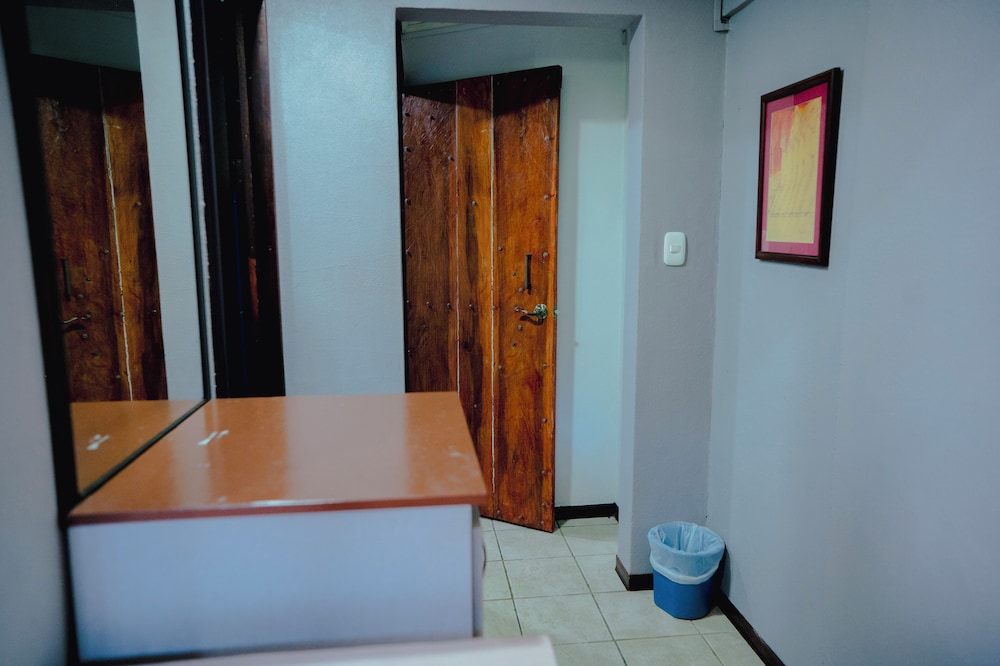 Basic Double Room photo 3