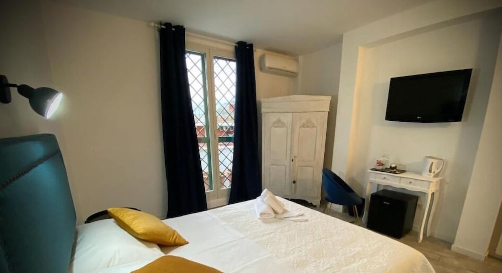 Superior Double or Twin Room, Balcony