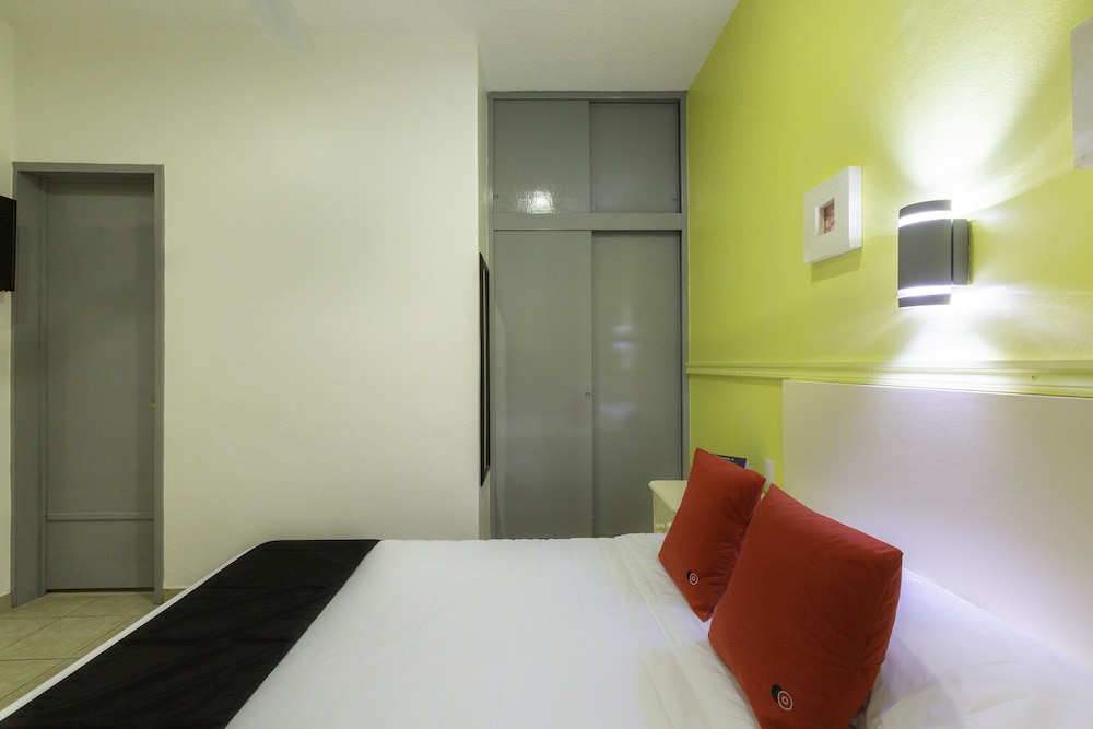 Standard Room photo 2