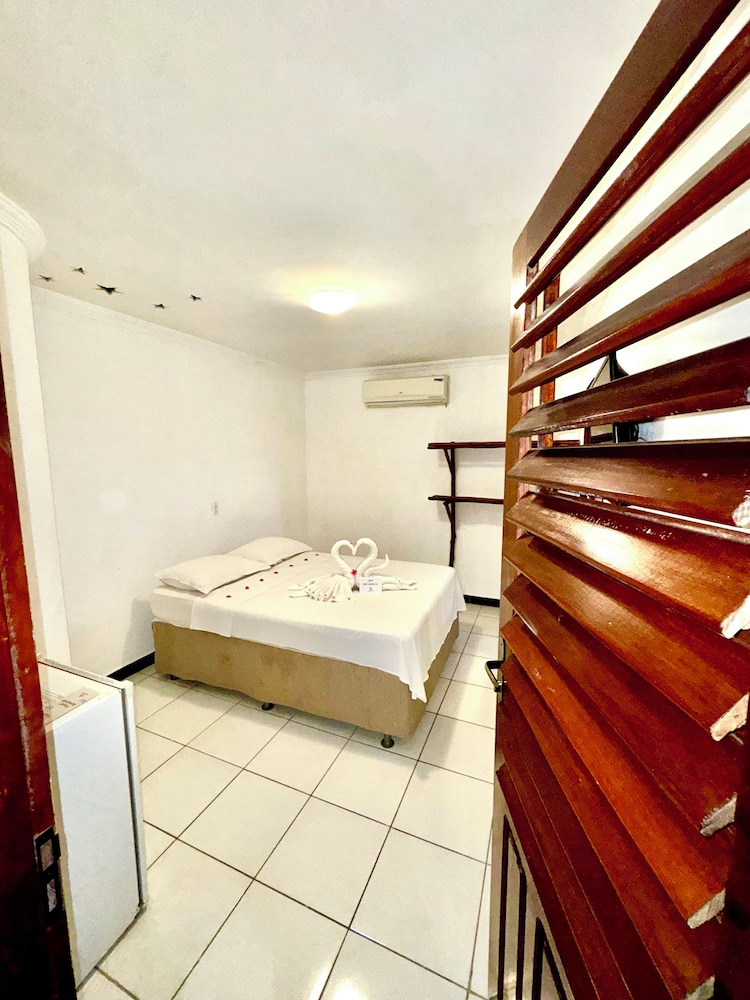 Standard Double Room - Photo 2