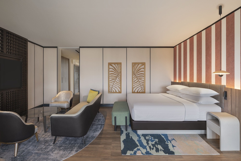 Royal Suite, Multiple Beds photo 1