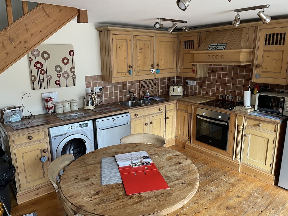 Standard House, Ensuite, Courtyard View (Courtyard Cottage ) photo 2