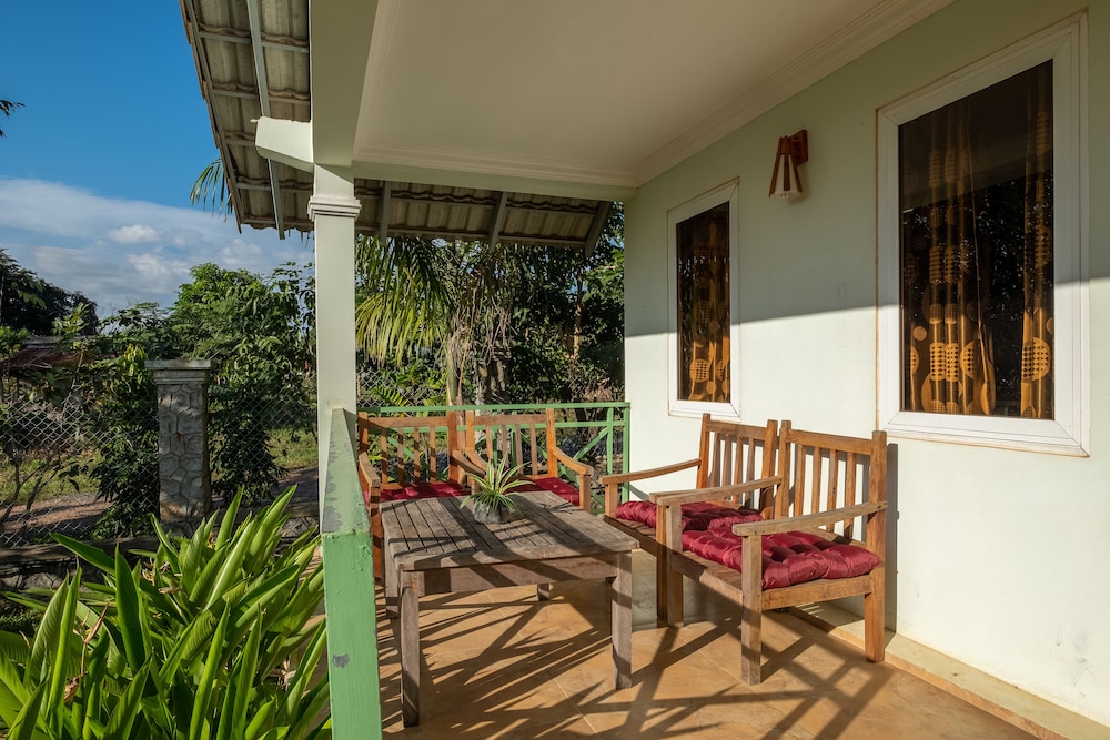 Twin Bungalow photo 2