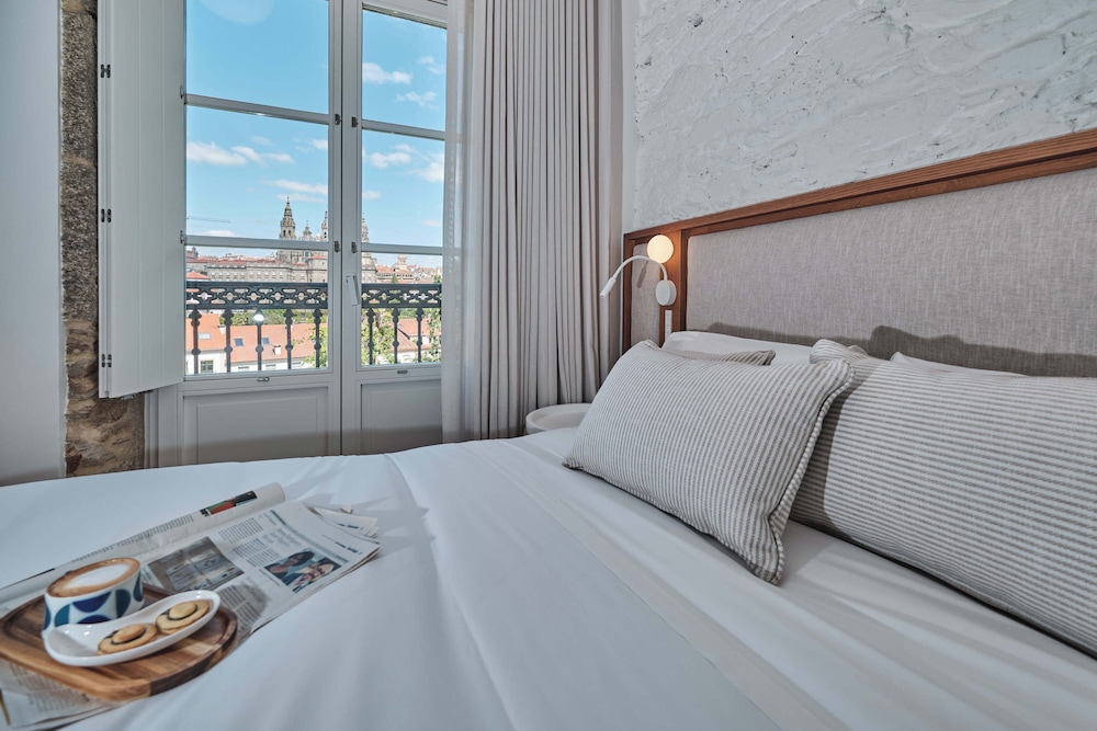 Triple Room, City View