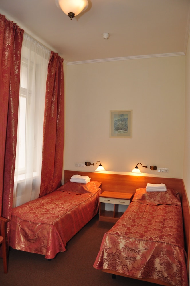 Standard Twin Room photo 3