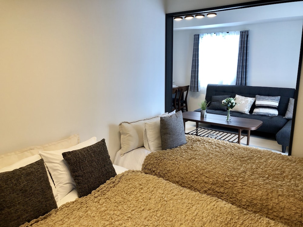 Suite, 2 Bedrooms photo 2
