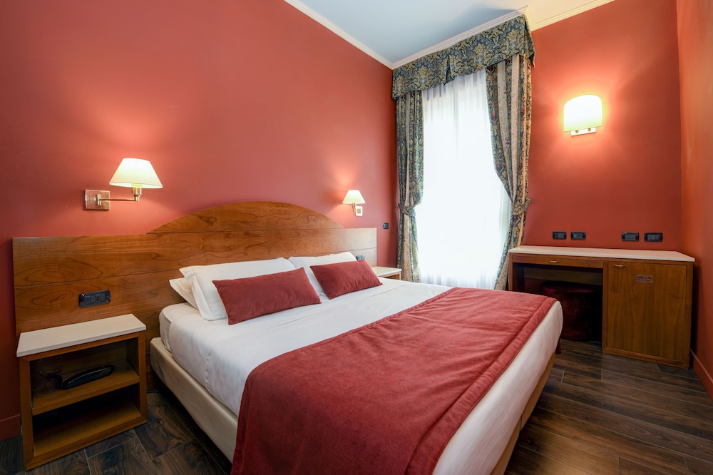 Premium Double or Twin Room photo 2