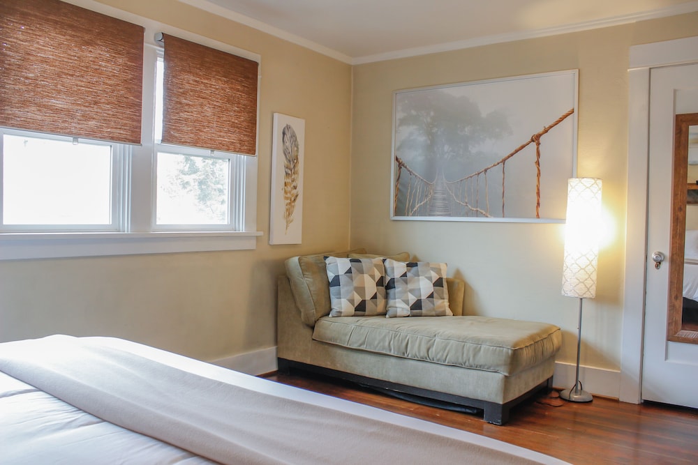 House photo 2