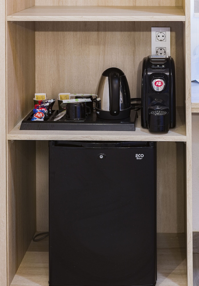 Standard Quadruple Room - Photo 5
