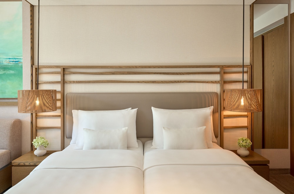 Achilleion Woodland View Grand Room - Twin - Photo 4