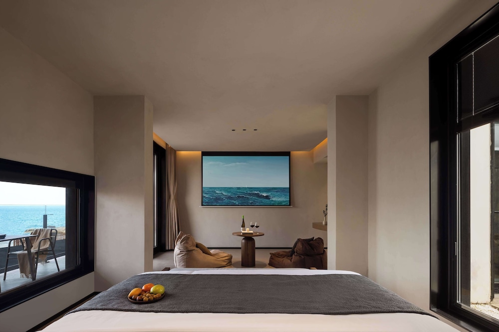 Superior Suite, Patio, Sea View