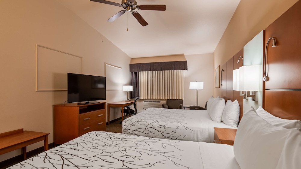 Standard Room, Multiple Beds, Non Smoking, Microwave