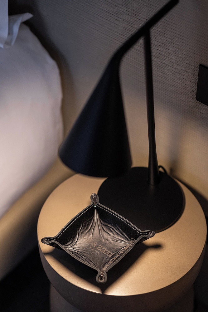 Premium Room, River View thumbnail 5