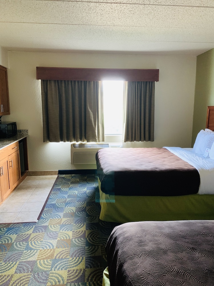 Room, 2 Queen Beds, Accessible, Non Smoking (Mobility) - Photo 23
