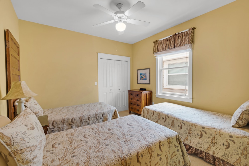 Townhome, 4 Bedrooms photo 3