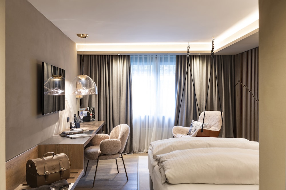 Design Double Room (Innsbruck) - Photo 5