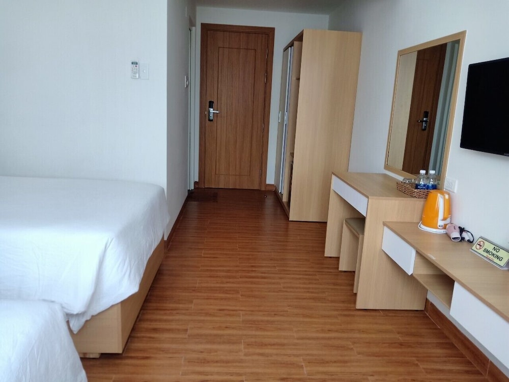 Deluxe Twin Room - Photo 2