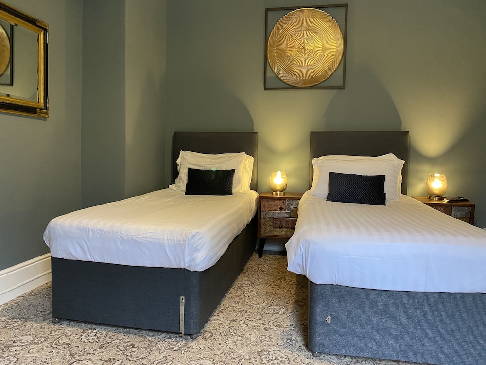 Deluxe Double or Twin Room, Non Smoking photo 3
