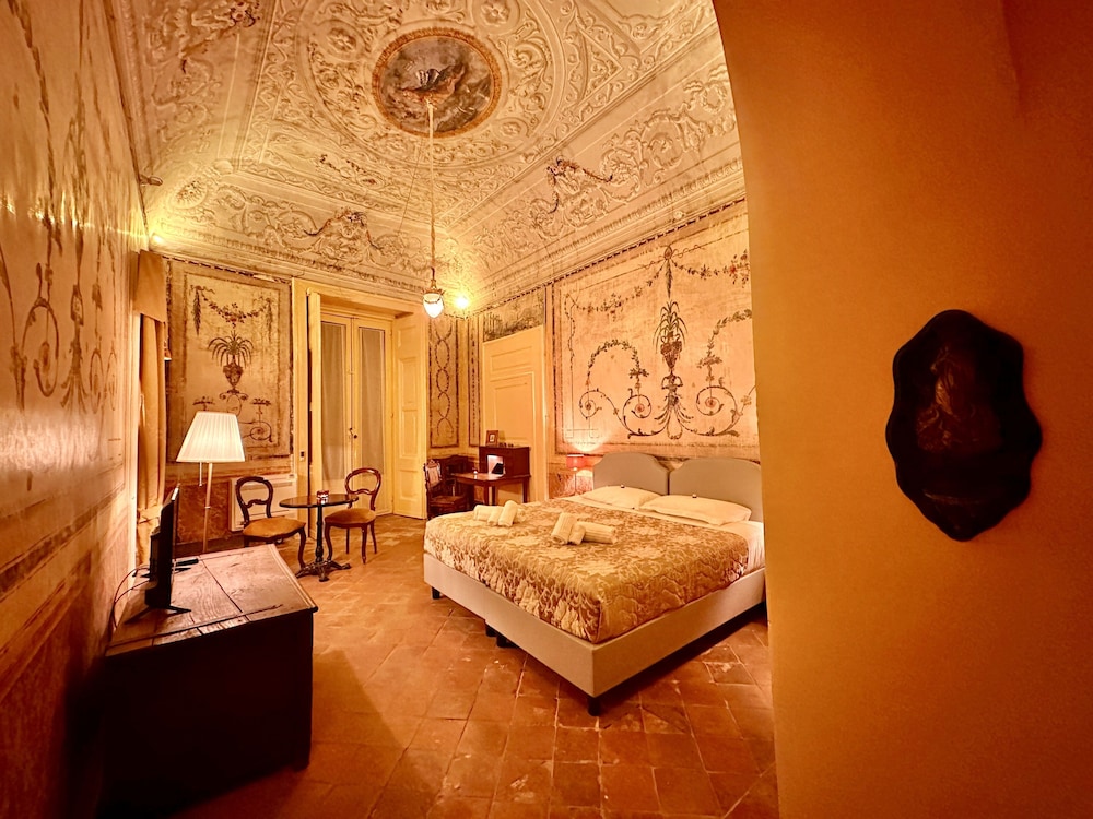 Junior Studio Suite