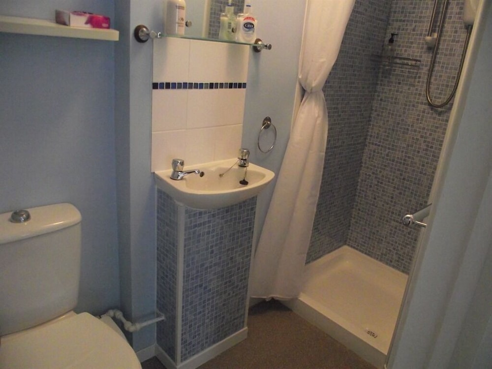 Family Ensuite (Bunk Beds) photo 3