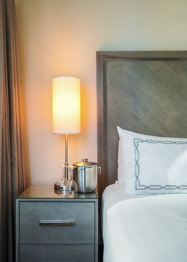 Deluxe Room, 1 Queen Bed - Photo 3