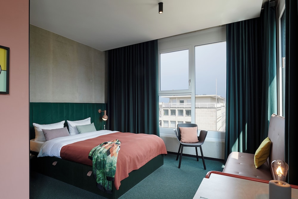 Deluxe Double Room - Photo 1