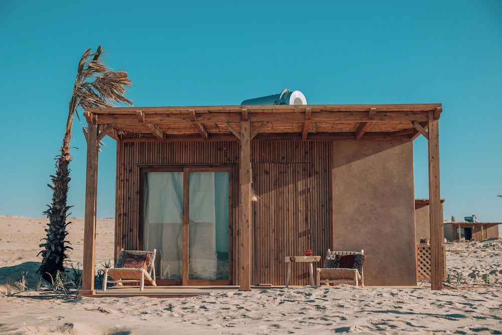 Classic Bungalow, Sea Facing - Photo 2