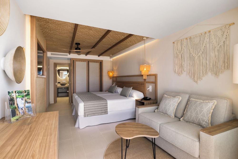Standard Double Room, Balcony (Sofa Bed) - Photo 5