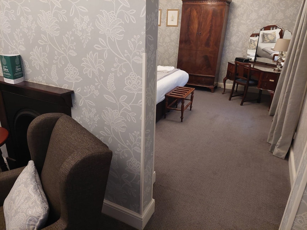 Suite, 1 Double Bed, Non Smoking - Photo 15