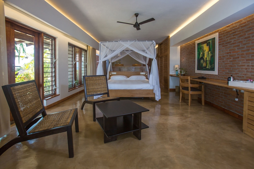 Executive Double Room, 1 King Bed, Non Smoking, Lake View photo 1