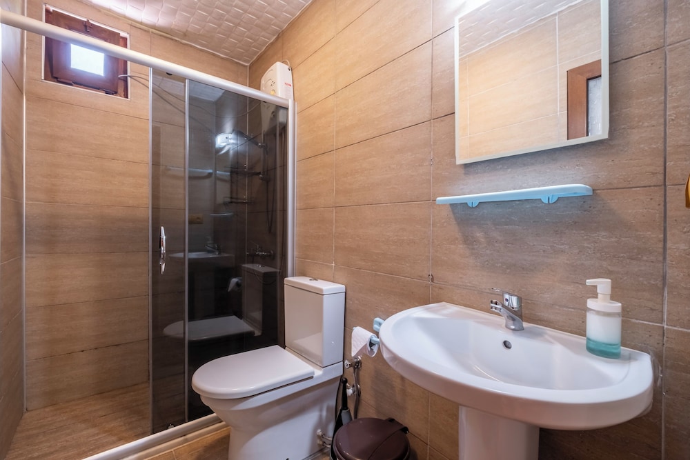 Deluxe Double Room, Courtyard View photo 2