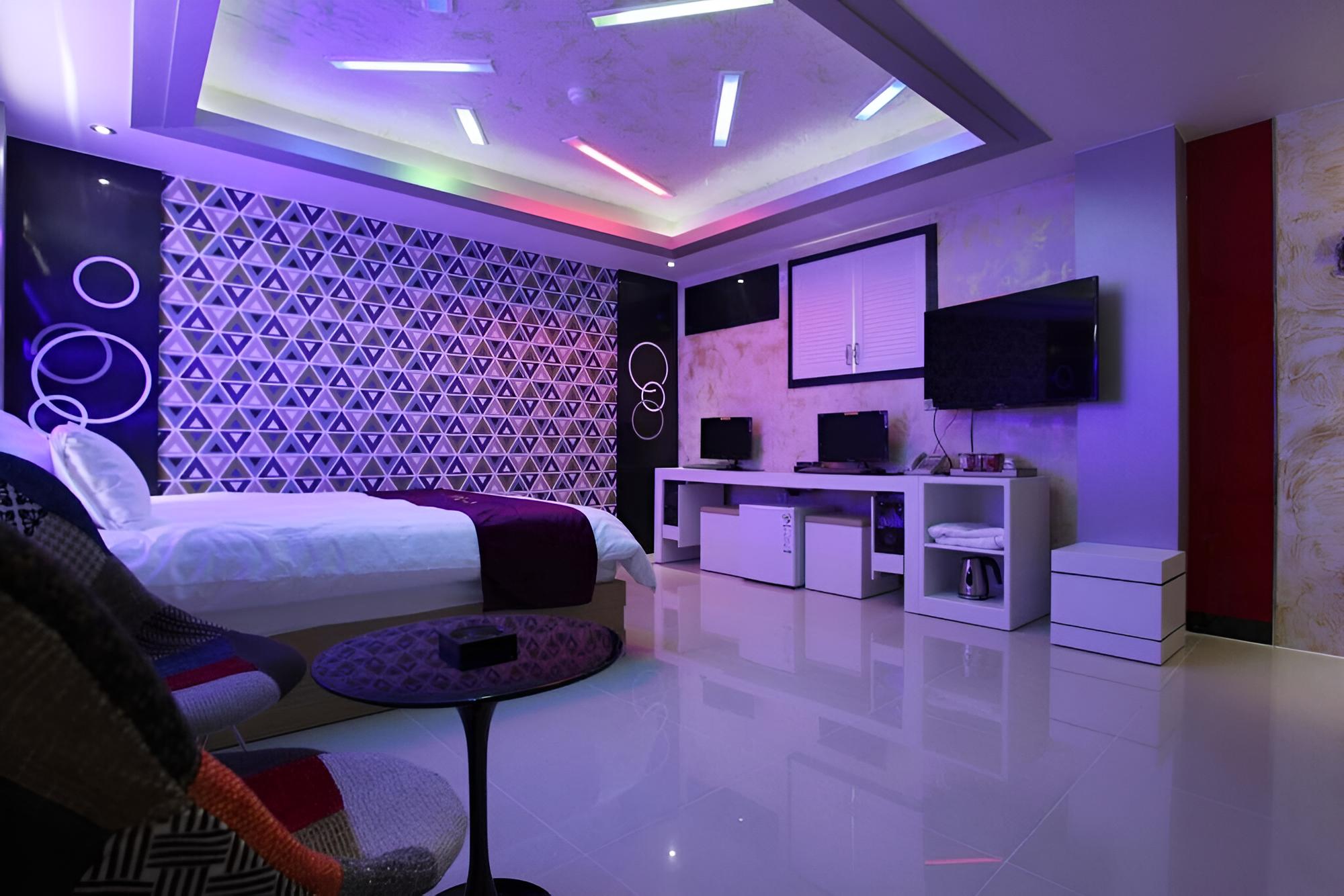 Room (Special Room - Game Room 2 PCs (PUBG ) - Photo 27