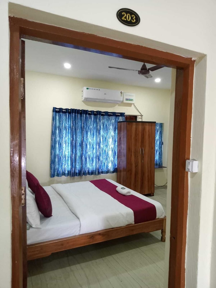 Deluxe Double Room, Garden View photo 3