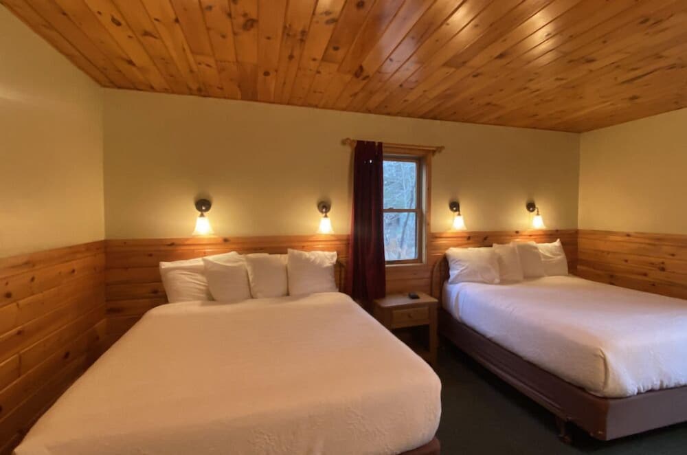 Gunflint Lake Home #2 (4 Bedroom) photo 1
