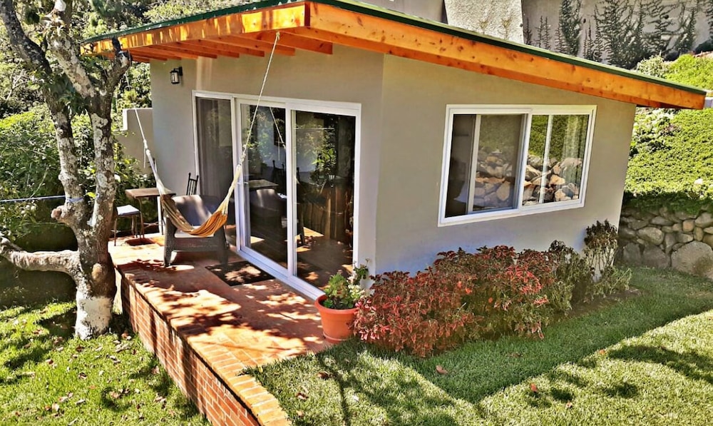 Deluxe Cottage photo 1