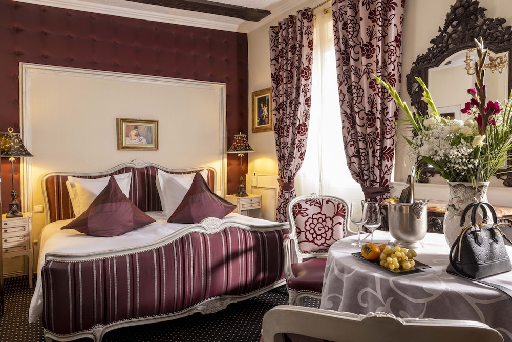 Romantic Suite, Jetted Tub (for 2)