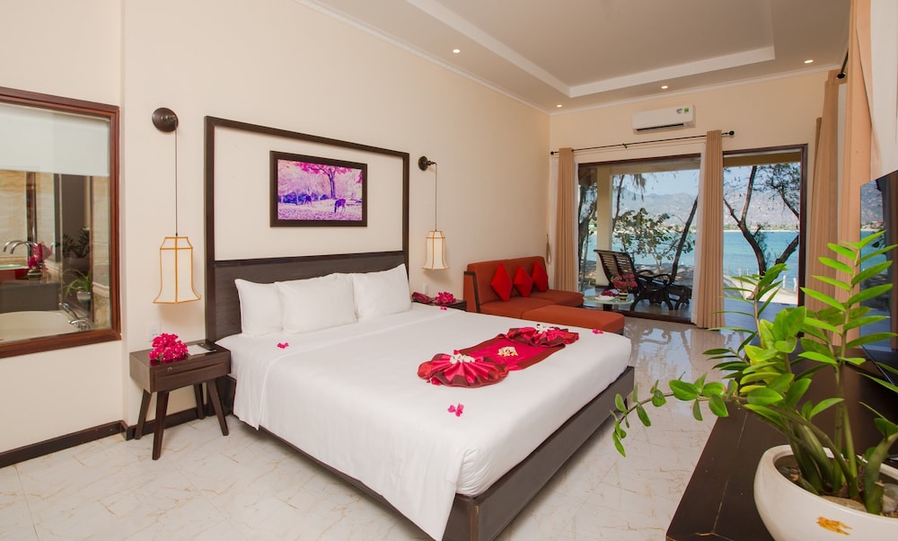 Luxury Suite, Ocean View photo 2