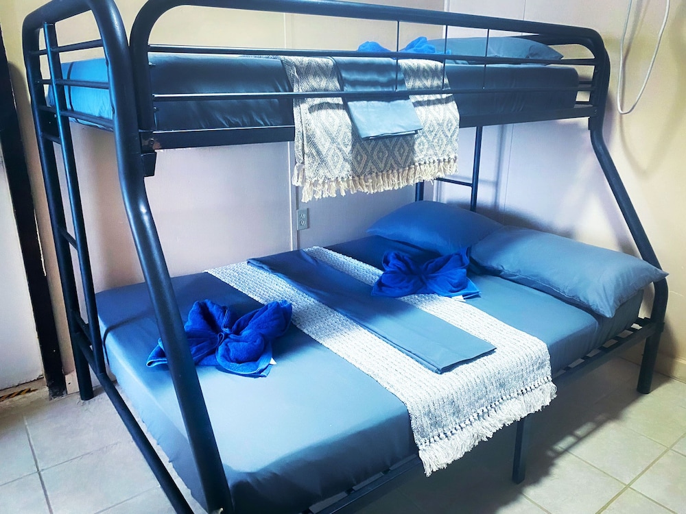 Canal View Apartment 21