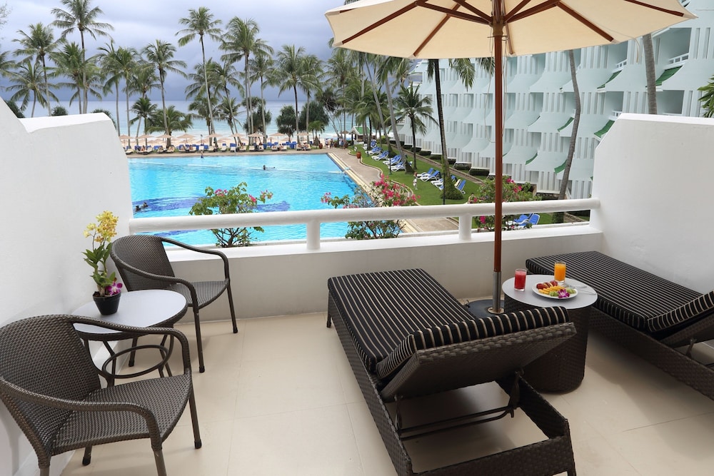 Junior Studio Suite, 2 Twin Beds, Ocean View - Photo 1