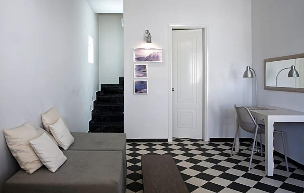 Triple Room - Photo 2