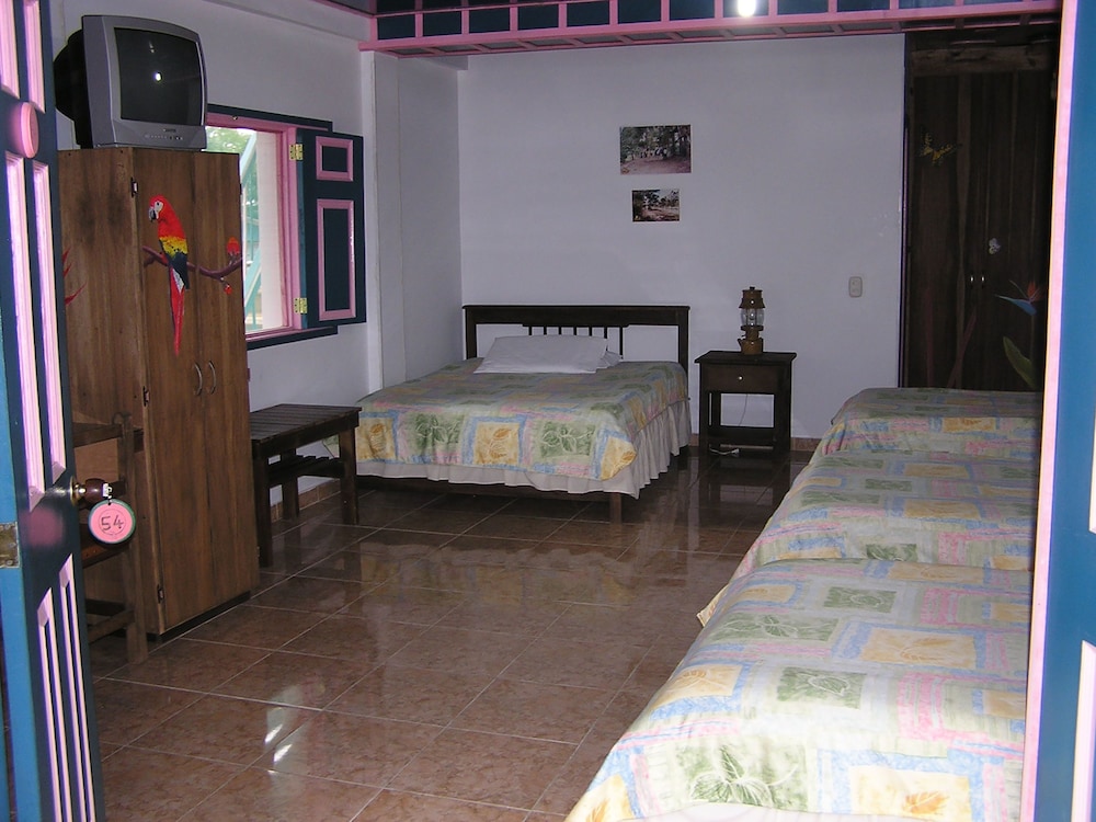 Standard Triple Room photo 2