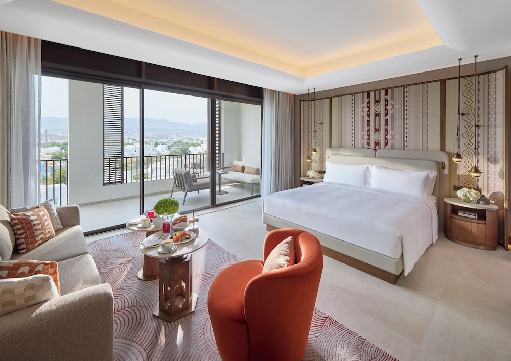 Superior Room, 1 King Bed - Photo 5