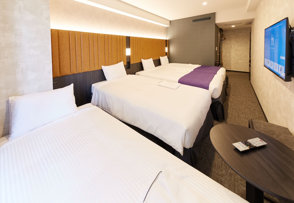 Family Room, Non Smoking/Shuttle buses to Kinkakuji available! - Photo 4